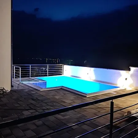 Ima Apartman Rovanjska