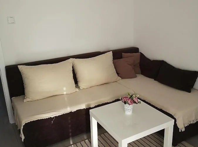 Ima * 洛瓦尼斯卡