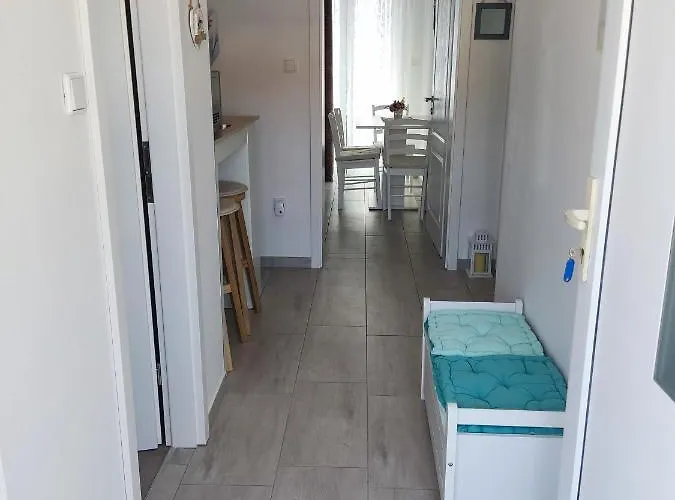 アパート Ima ロバニスカ